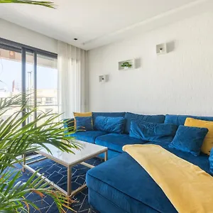 Spectacular 2 Bedrooms In The Heart Of Appartement